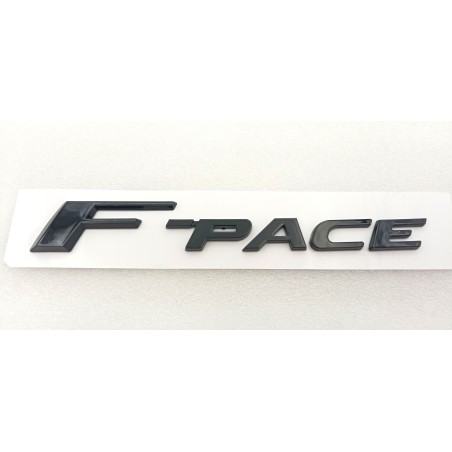 Emblema trasero f-pace jaguar negro