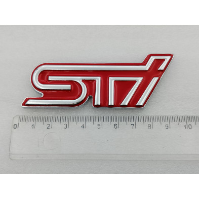 EMBLEMA DE PARRILLA SUBARU STI ROJO