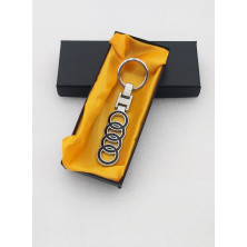 Llavero metalico audi negro Perfecto para regalo!