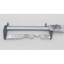 EMBLEMA DE PARRILLA MERCEDES AMG