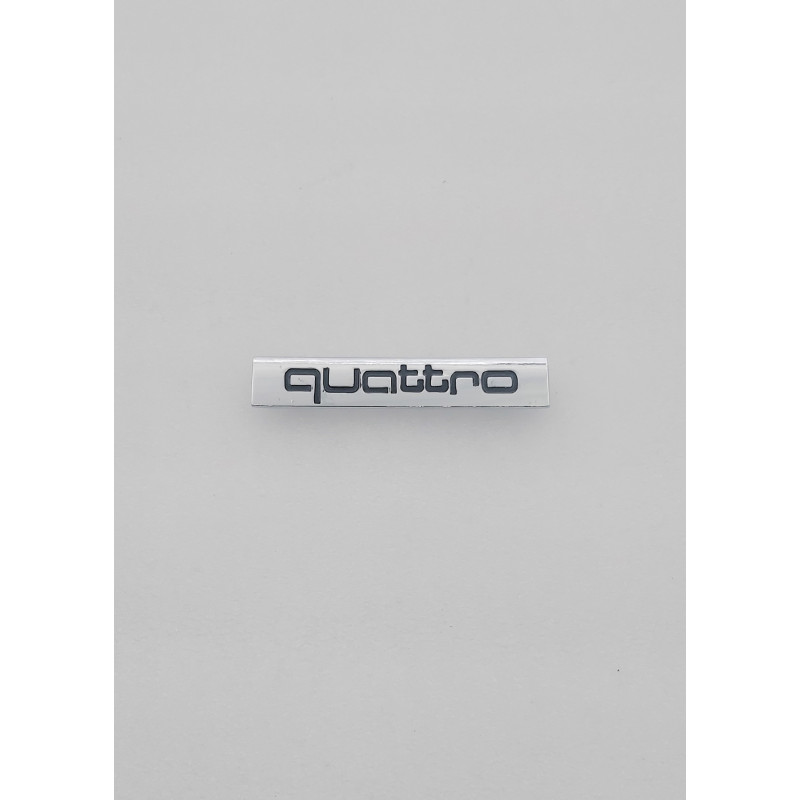 Emblema de parrilla Audi Quattro negro