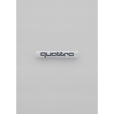 Emblema de parrilla Audi Quattro negro