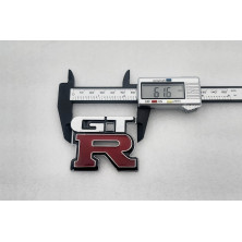EMBLEMA DE PARRILLA NISSAN GTR