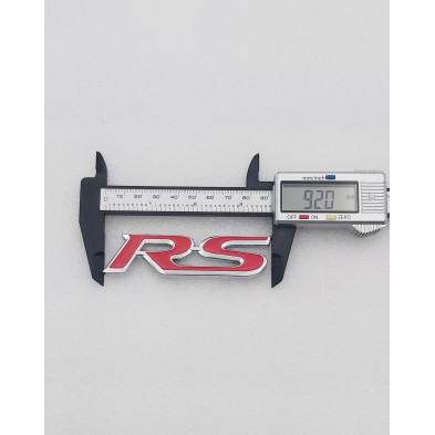 EMBLEMA DE PARRILLA RS ROJO