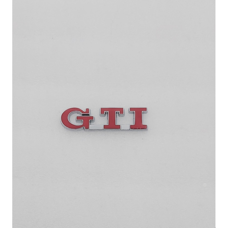 EMBLEMA DE PARRILLA VW GTI ROJO