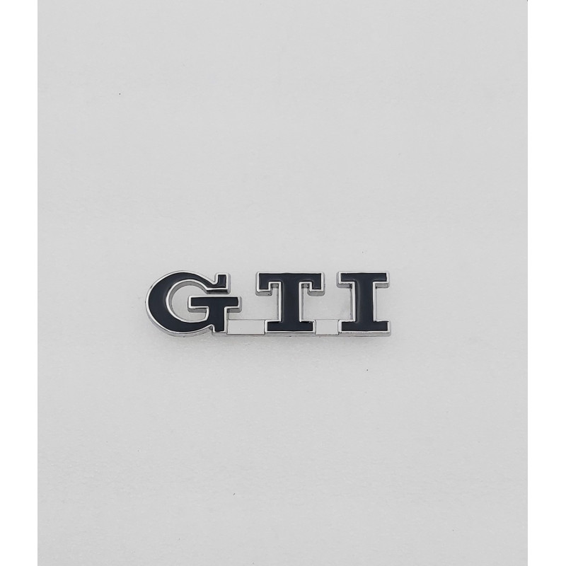 EMBLEMA DE PARRILLA VW GTI NEGRO