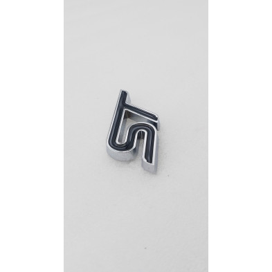 EMBLEMA DE PARRILLA FORD ST NEGRO