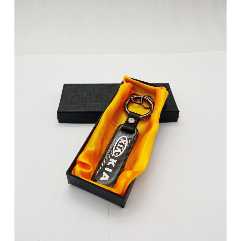 LLAVERO de CARBONO con LOGO KIA Perfecto para regalo!