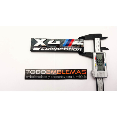 EMBLEMA PARRILLA BMW X4 COMPETITION PLATA