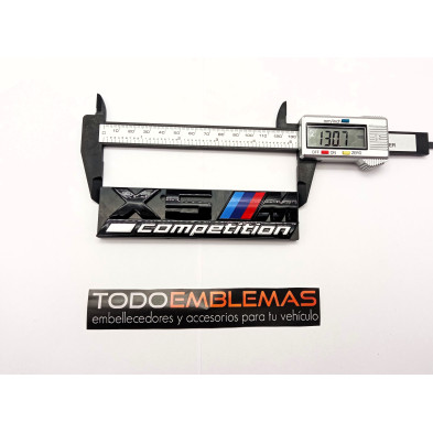 EMBLEMA PARRILLA BMW X5 COMPETITION NEGRO
