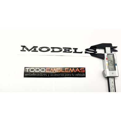 EMBLEMA TRASERO MODEL S TESLA NEGRO
