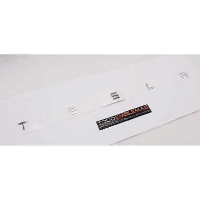EMBLEMA TRASERO LETRAS TESLA PLATA