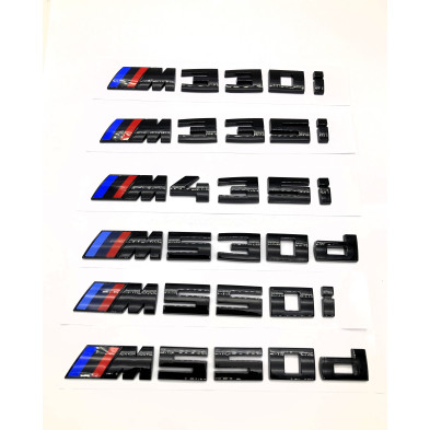 EMBLEMA TRASERO BMW M550d NEGRO BRILLO