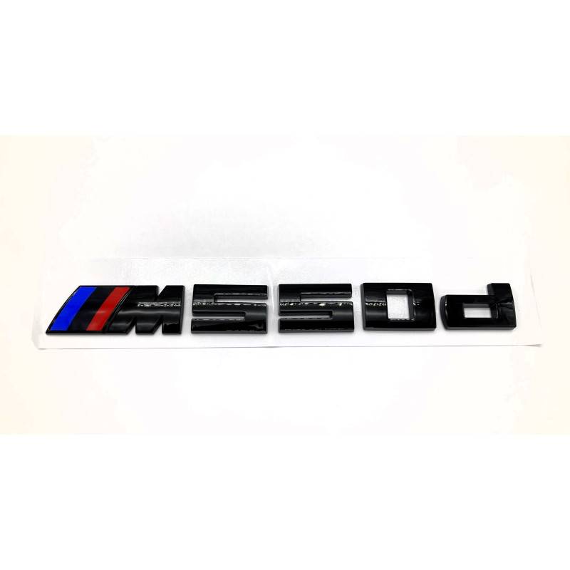 EMBLEMA TRASERO BMW M550d NEGRO BRILLO