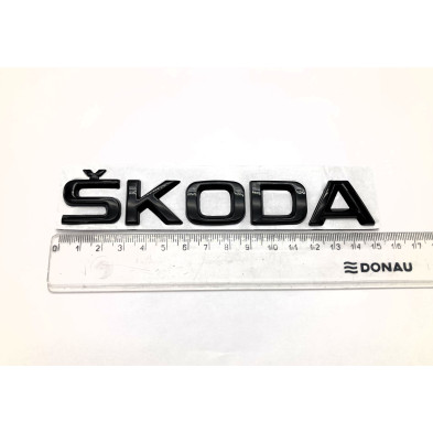 EMBLEMA LOGO TRASERO SKODA NEGRO PEQUEÑO