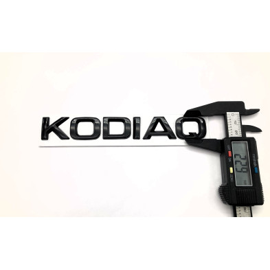 EMBLEMA LOGO TRASERO SKODA KODIAQ NEGRO