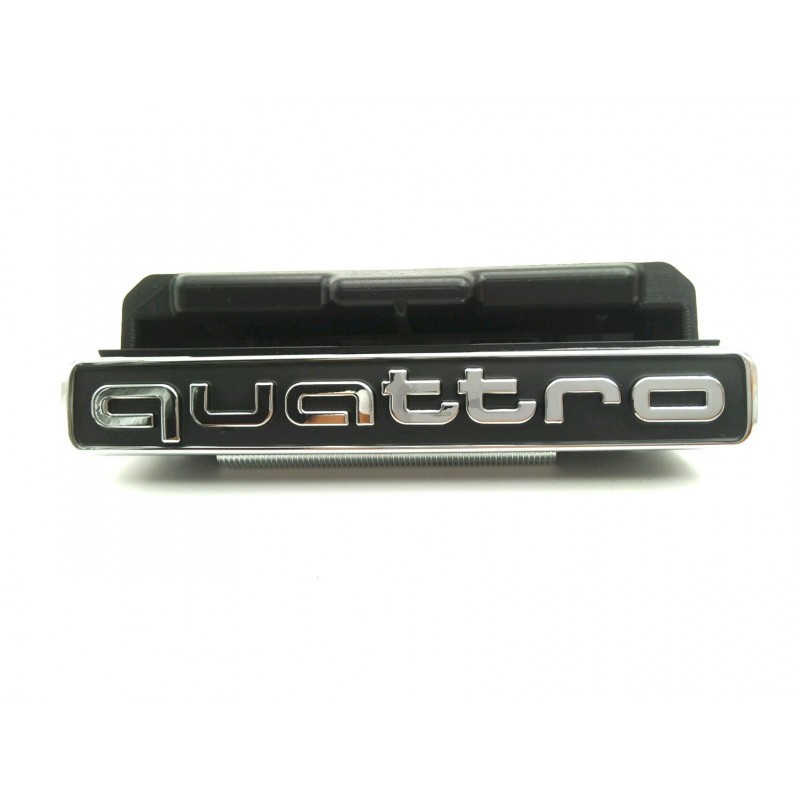 EMBLEMA DE PARRILLA QUATTRO AUDI A6
