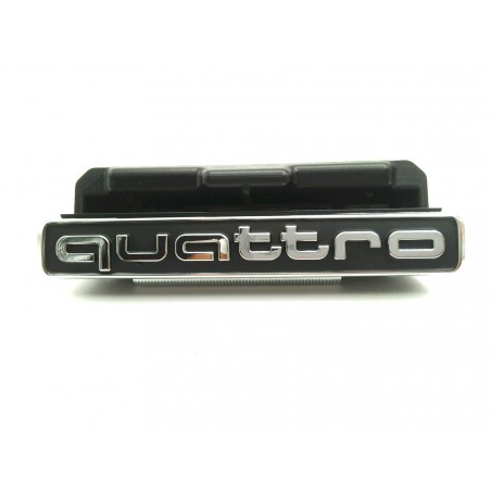 EMBLEMA DE PARRILLA QUATTRO AUDI A6