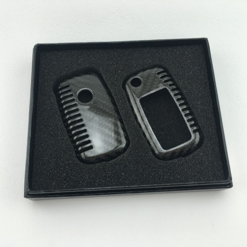 Funda llave grupo volkswagen seat carbono de segunda mano por 21 EUR en  Toledo en WALLAPOP