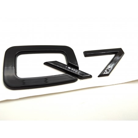 EMBLEMA TRASERO AUDI Q7 NEGRO