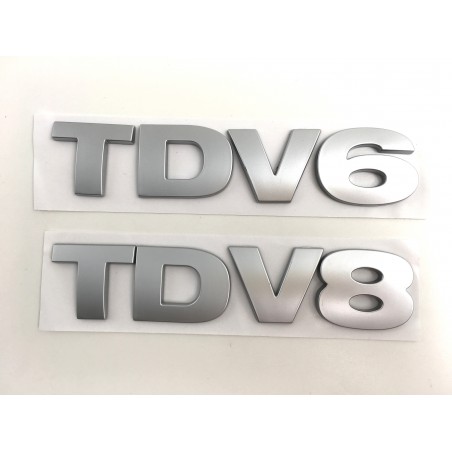 EMBLEMA LATERAL TDV8 de LAND ROVER PLATA MATE