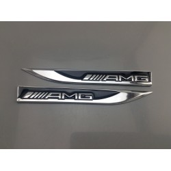 EMBLEMAS LATERALES AMG MERCEDES NEGRO