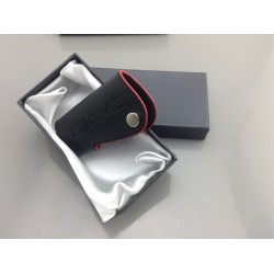 LLAVERO  Mercedes AMG Cuero Borde Rojo