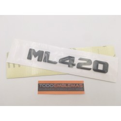 EMBLEMA LETRAS MERCEDES CLASE ML ML420 NEGRAS