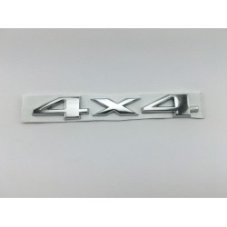 Emblema lateral o trasero 4x4 plata cromado