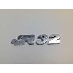 EMBLEMA LATERAL O TRASERO VOLKSWAGEN R32