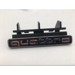EMBLEMA DE PARRILLA AUDI QUATTRO Q5 2018-2020