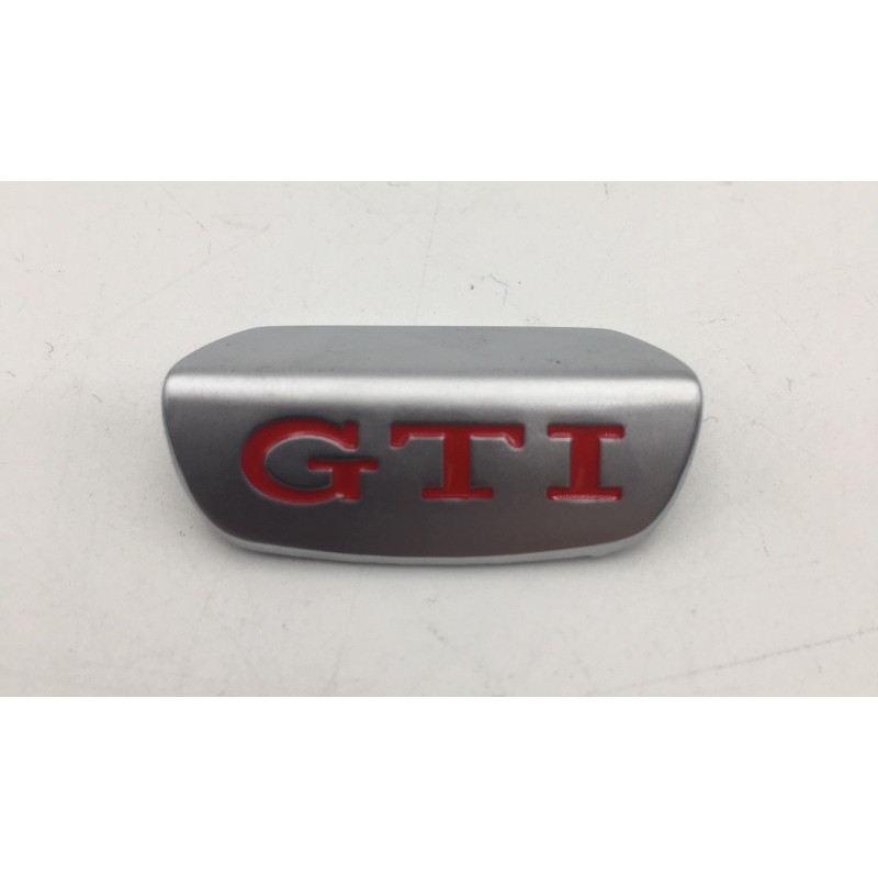 Emblema volante vw gti rojo