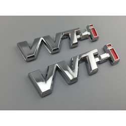 Set de 2 emblemas logo lateral vvt-i plata