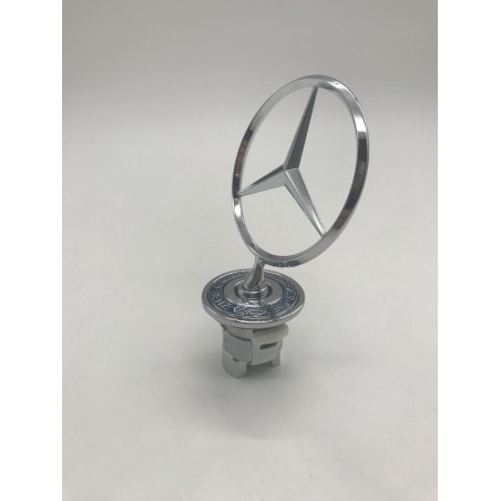 EMBLEMA CAPOT MERCEDES 204 211 212 221