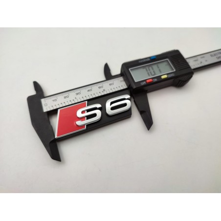 EMBLEMA DE PARRILLA AUDI S6 PLATA