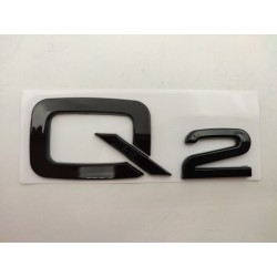 Emblema Trasero AUDI Q2 Negro