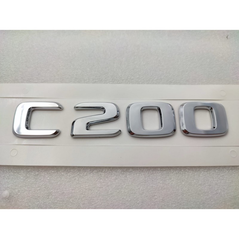 Representación 3d De Letras Cromadas Brillantes Con Efecto De Luces