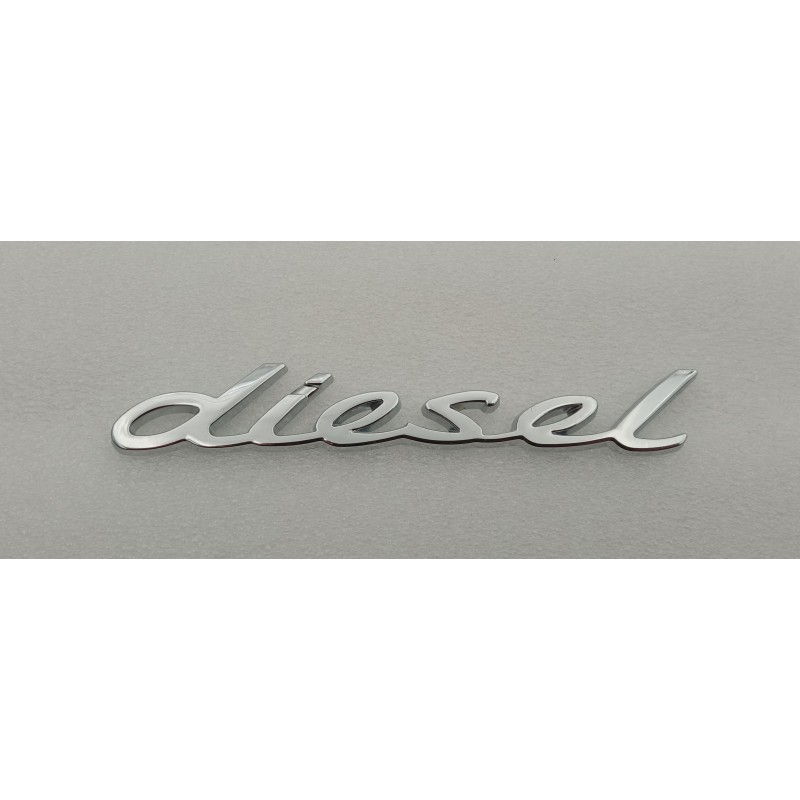 Emblema letras porsche diesel plata
