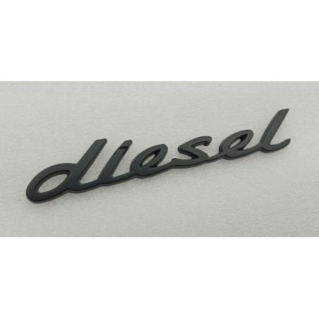 Emblema letras negras porsche diesel