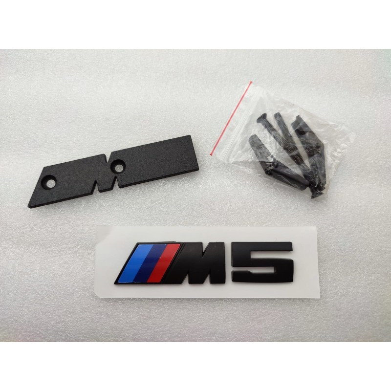 EMBLEMA PARRILLA BMW M5 COLOR NEGRO