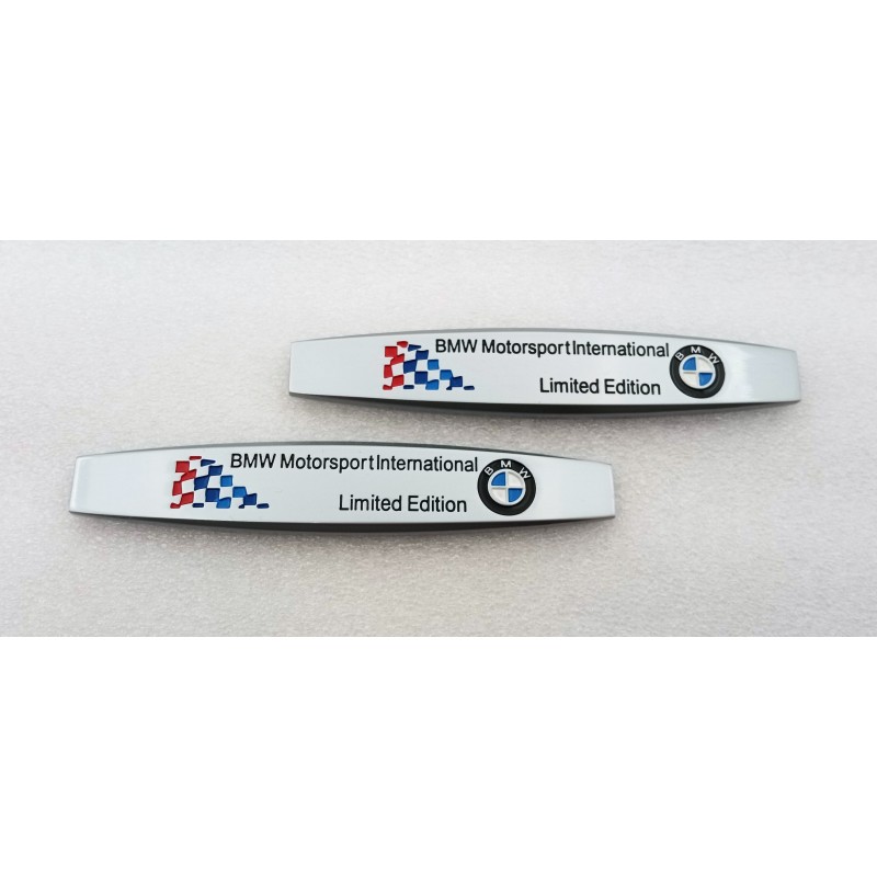 2 emblemas laterales BMW LIMITED edition mate