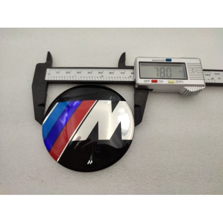 CHAPA ADHESIVA BMW M 78MM METÁLICA