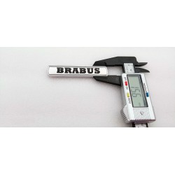 EMBLEMA TRASERO o LATERAL BRABUS PLATA