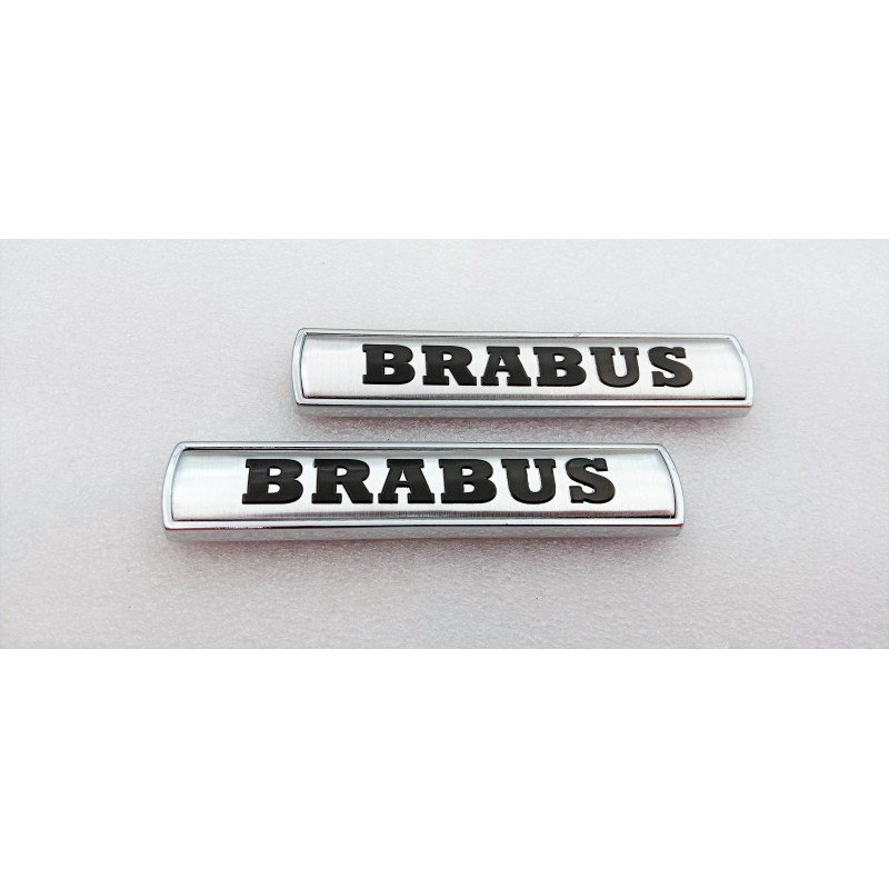 2 EMBLEMAS LATERALES BRABUS PLATA