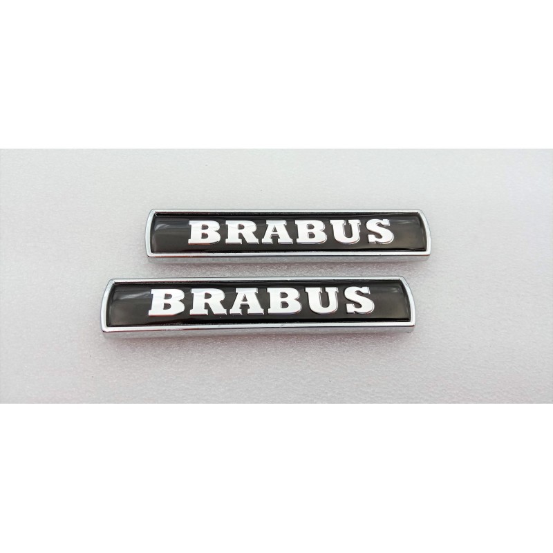 2 EMBLEMAS LATERALES BRABUS NEGRO